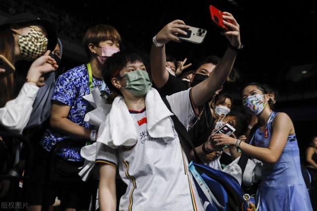 DBGame-包含泰国羽毛球队鏖战韩国羽毛球队,辛杜统治全场的词条