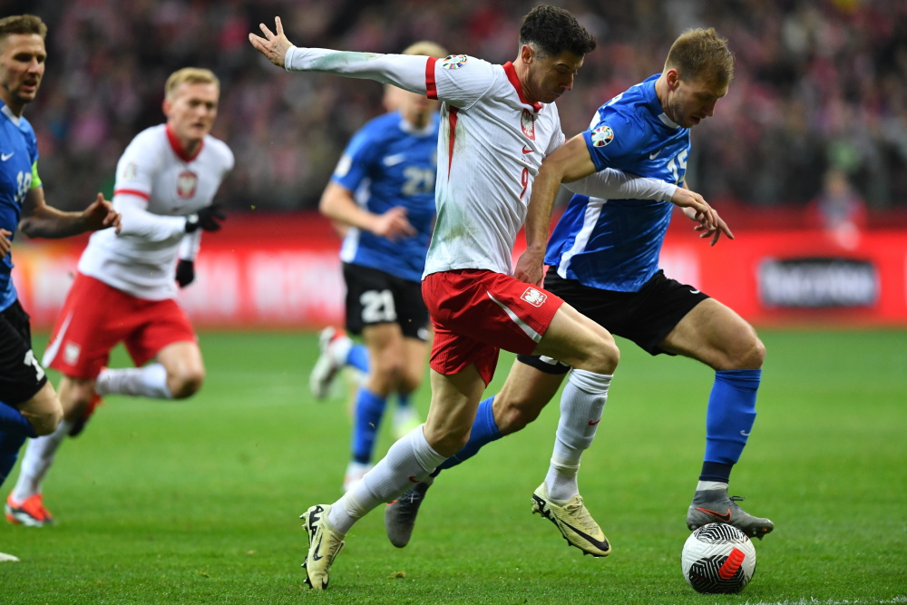 爱沙尼亚队客场逆袭，成功晋级欧预赛四强的简单介绍