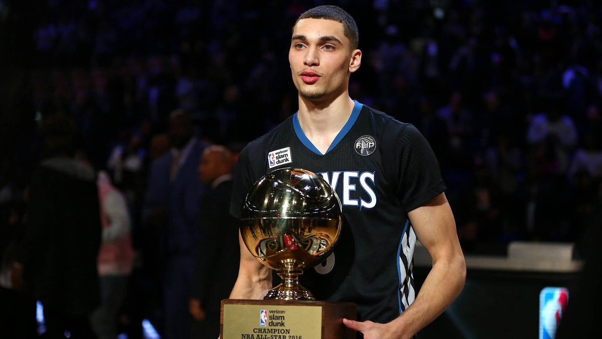 欧文单骑破阵，76人一波流击溃北京队